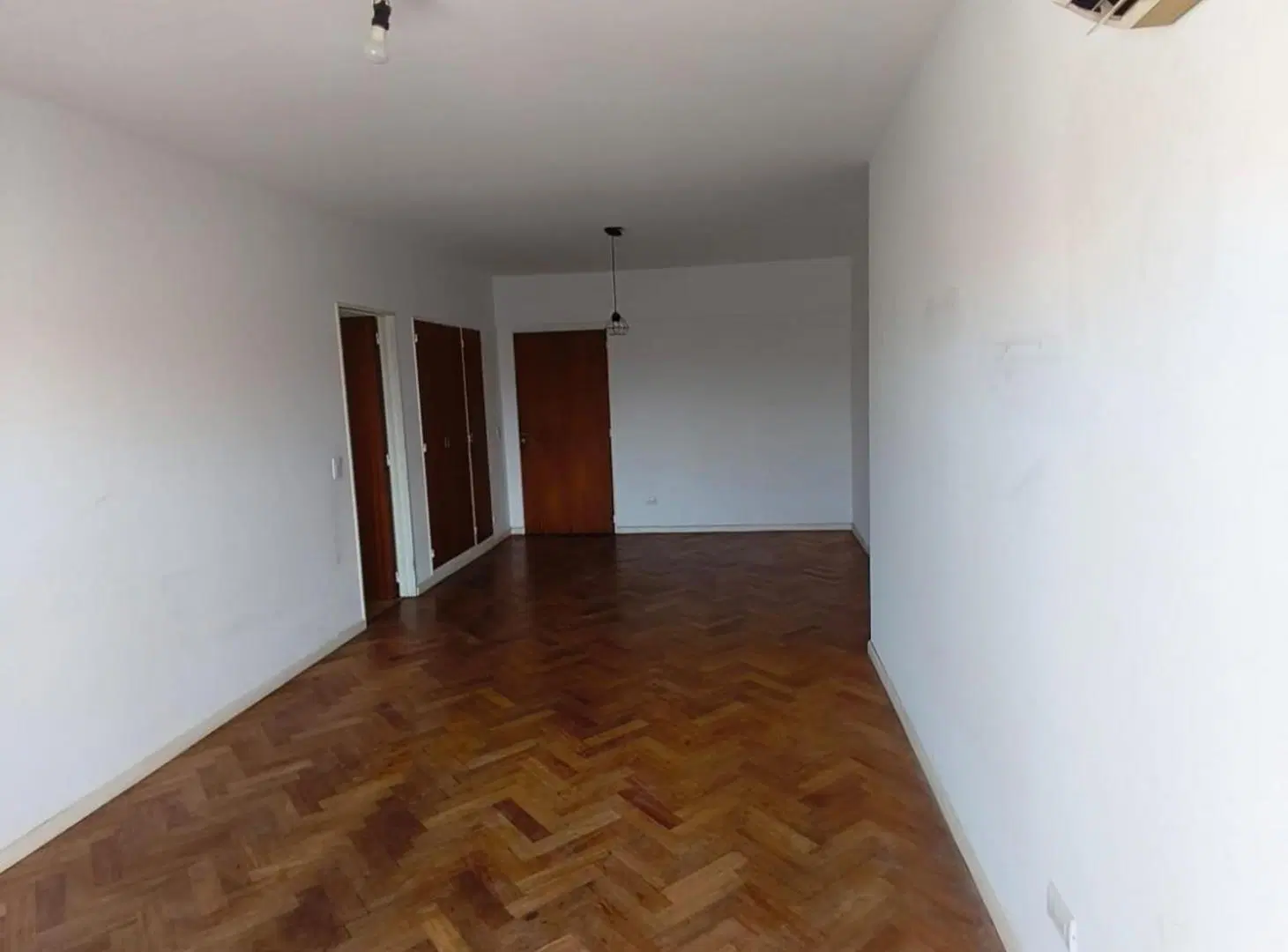 Alquiler departamento 4 ambientes + cochera Flores 4
