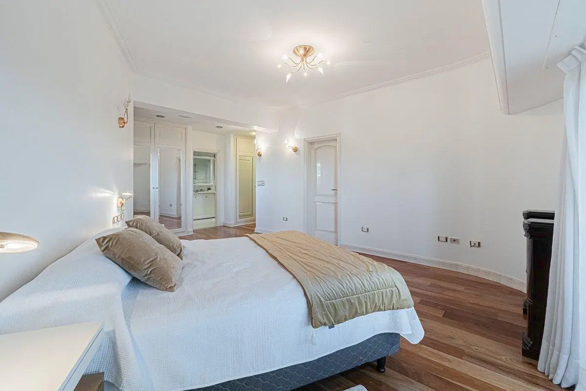 VENTA Piso 7 con Gran Vista al Río-La Lucila 3
