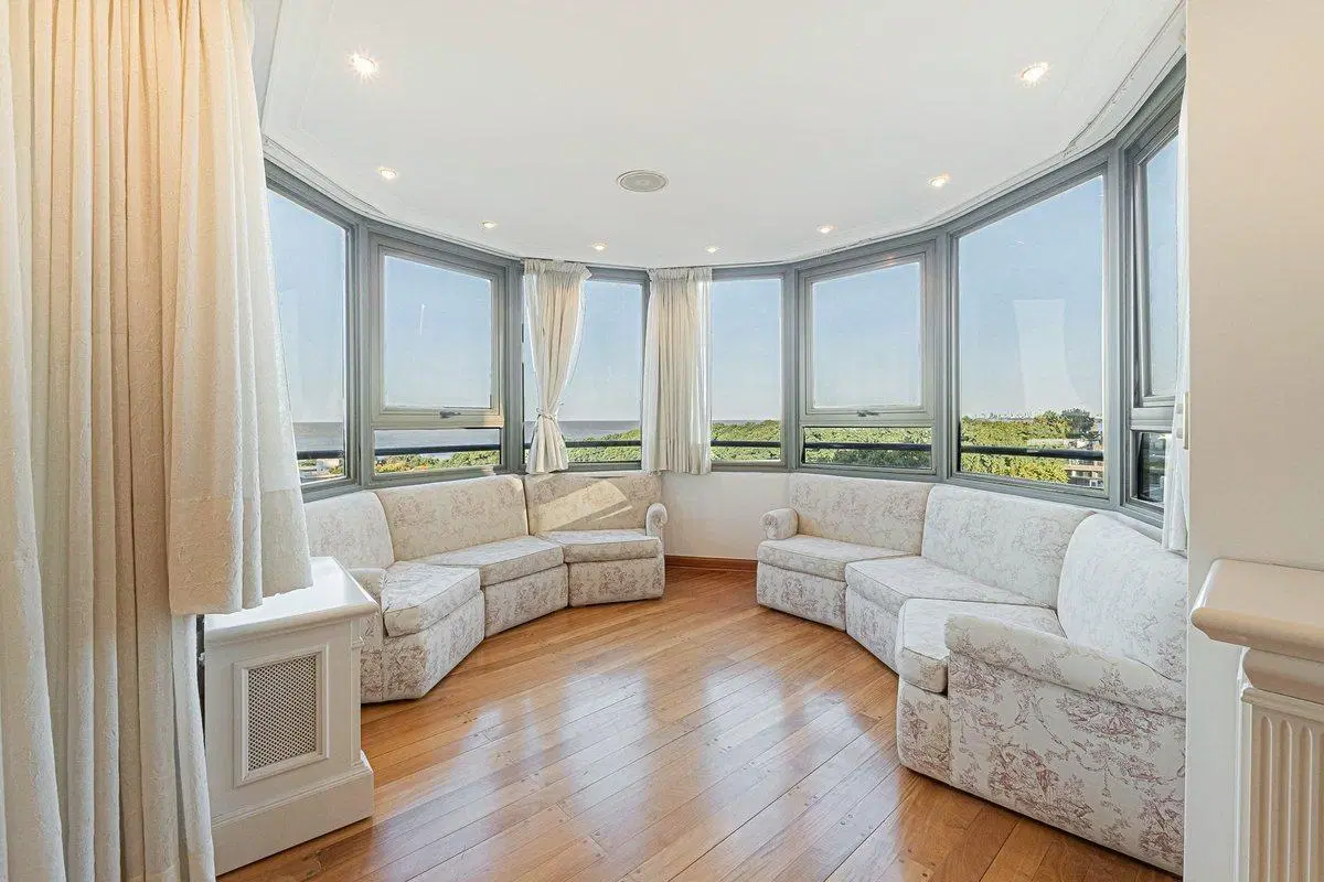 VENTA Piso 7 con Gran Vista al Río-La Lucila 4