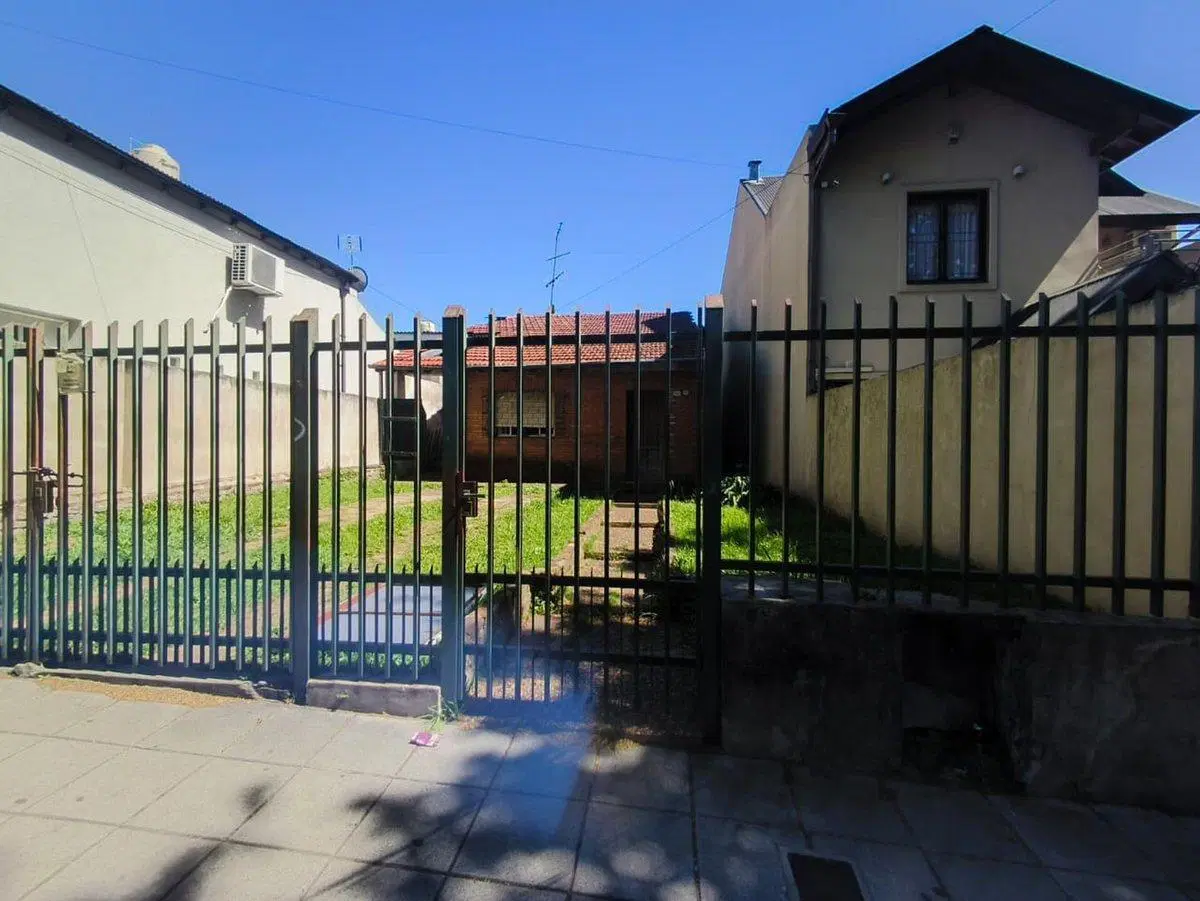 venta casa a refaccionar LOTE propio OPORTUNIDAD! 4