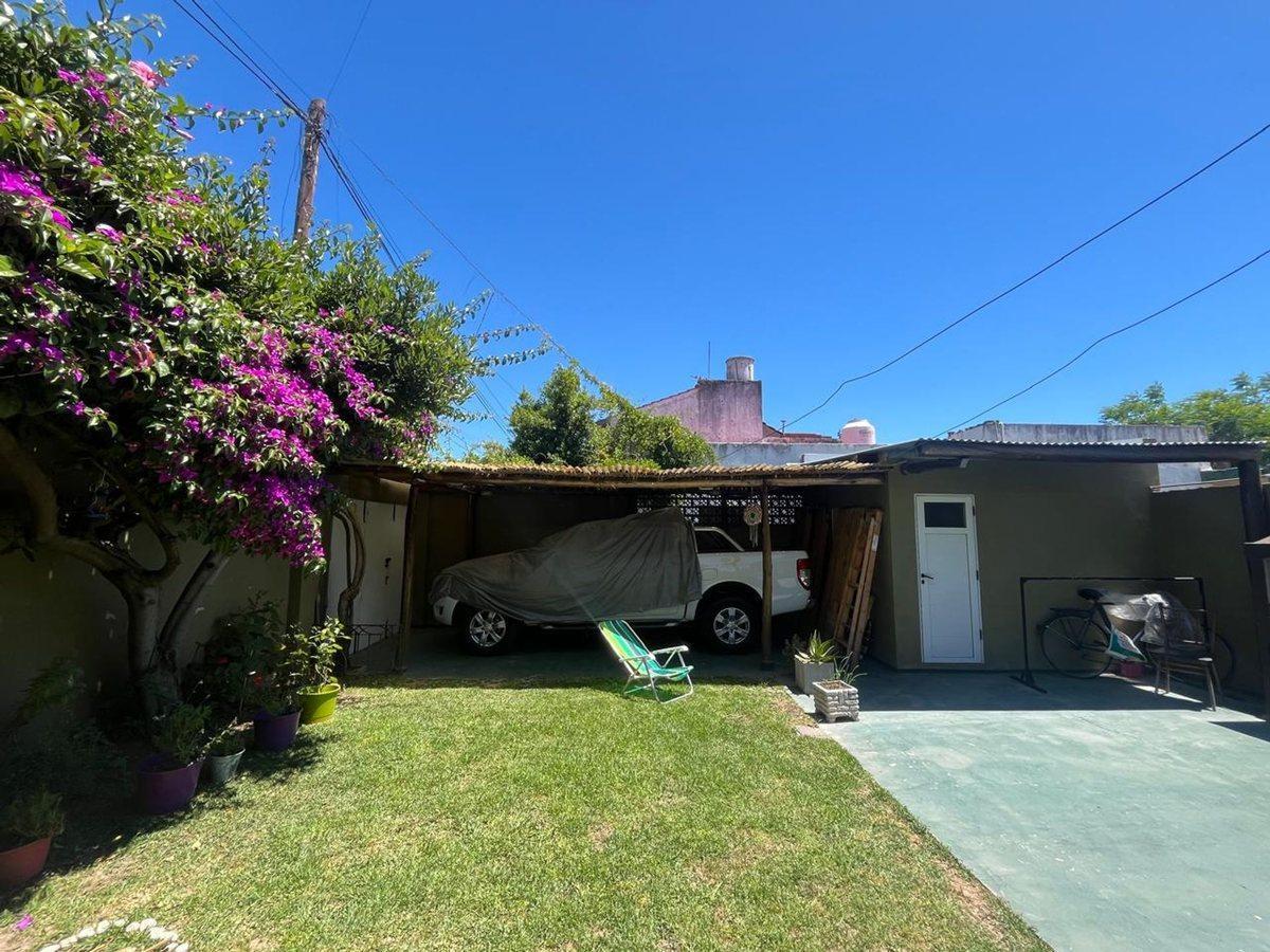 Foto de VENTA Casa 3 amb Jardin Cocheras Parri SAN ISIDRO, imagen 2