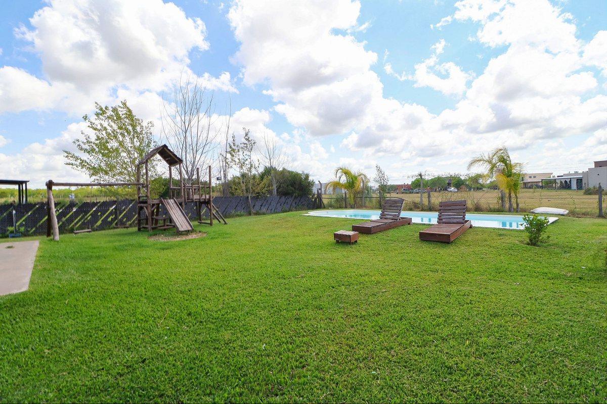 Foto de venta casa 5 amb., pileta San Sebastian EXCELENTE, imagen 1