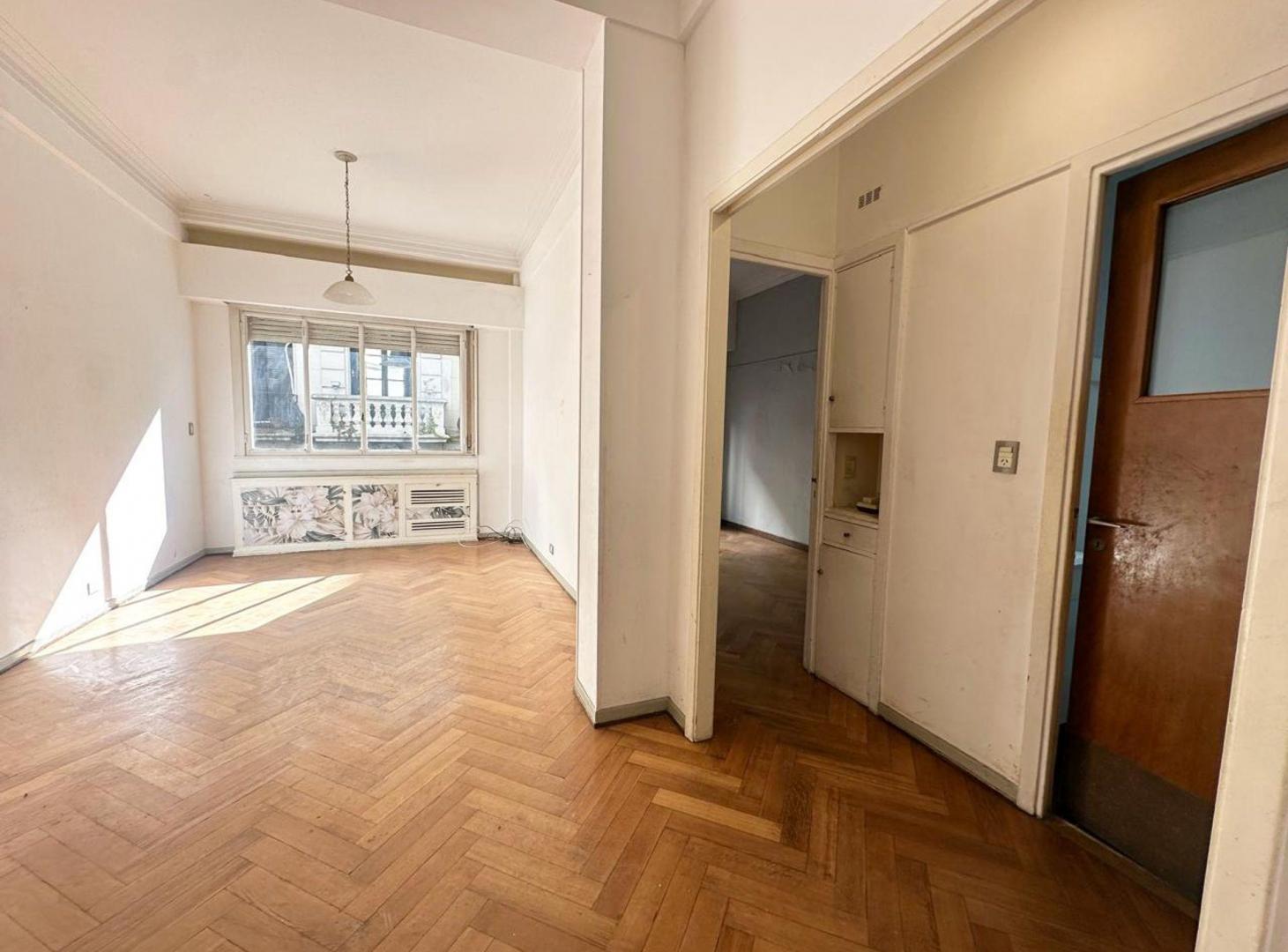 Foto de Venta departamento 3 amb c/balcon Monserrat, imagen 3