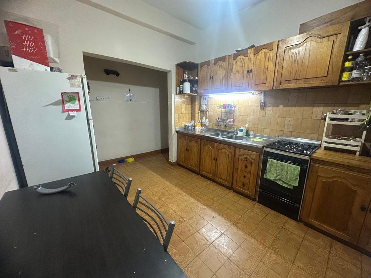 Foto de VENTA PH 3 AMB C/ PATIO Y COCHERA VILLA BALLESTER, imagen 3