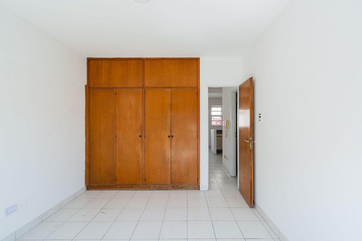 Foto de Venta Almagro 2 amb., balcon, cochera y renta., imagen 5