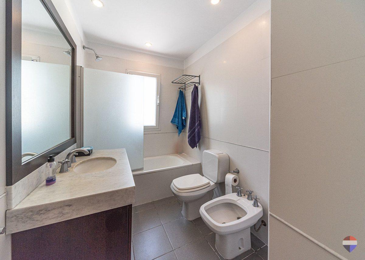 Foto de Venta casa 6 ambientes barrio Privado La Celina, imagen 5