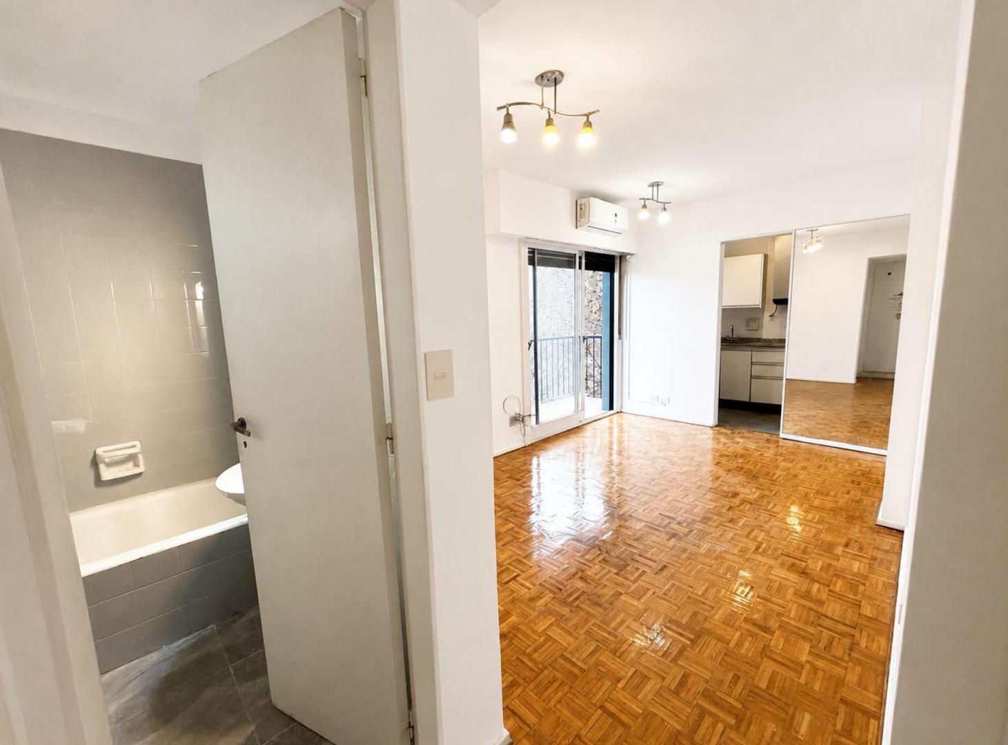 Foto de VENTA 2 AMBIENTES AL FRENTE CON BALCON, imagen 4