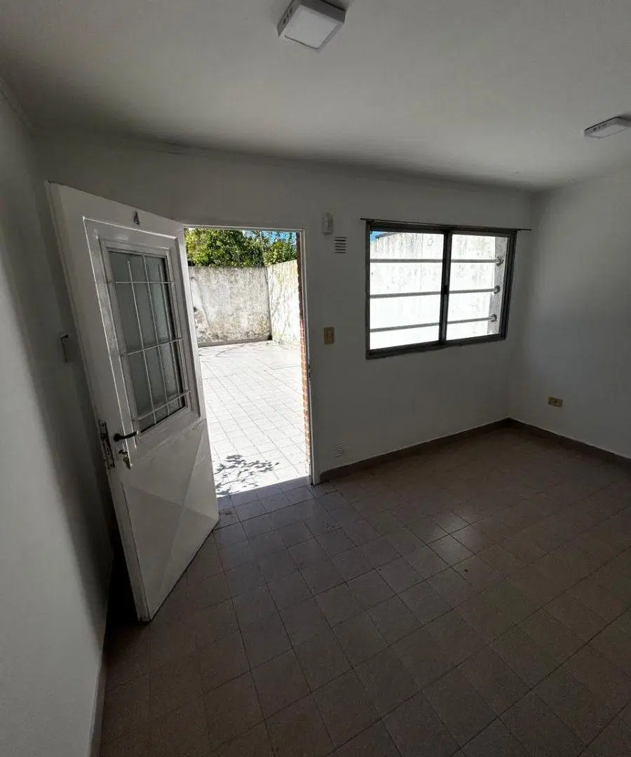 Monoambiente en Calle 62 e/ 1 y 2 2
