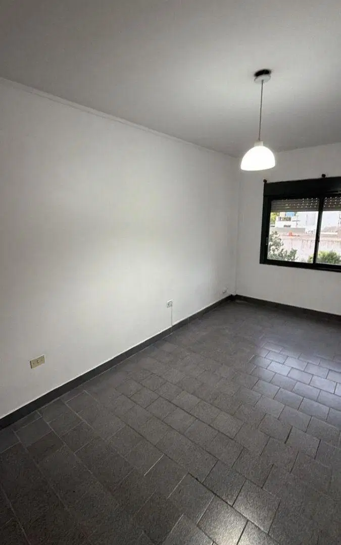 Departamento de 2 dormitorios con cochera 4