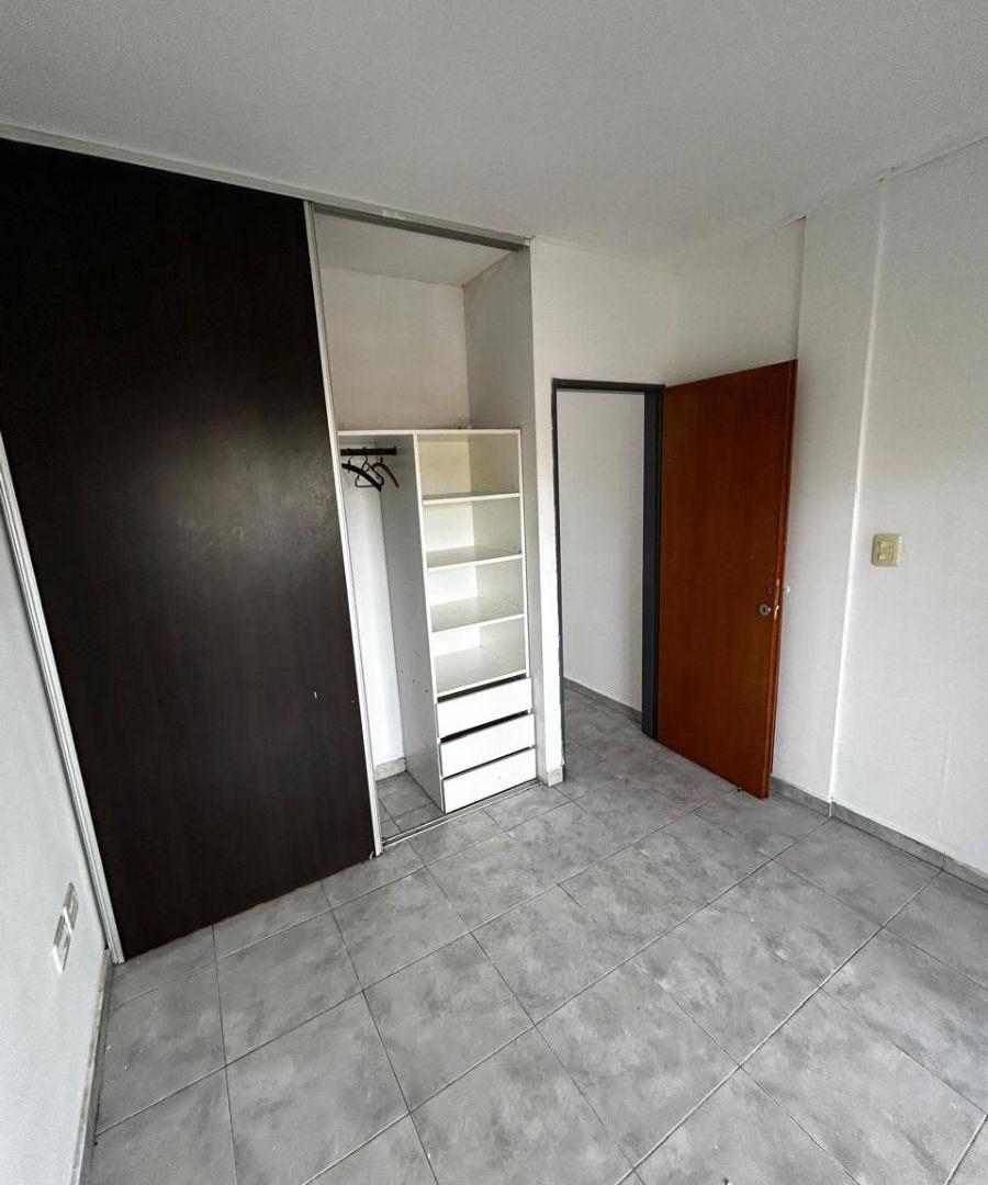 Foto de Depto de 1 dorm. en Calle 6 e/ 71 y 72, imagen 2