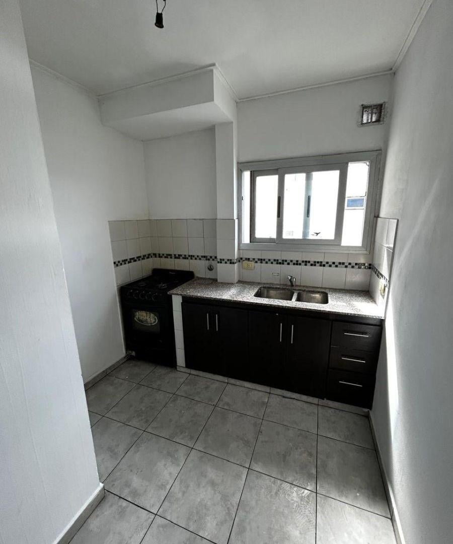 Foto de Depto de 1 dorm. en Calle 6 e/ 71 y 72, imagen 4