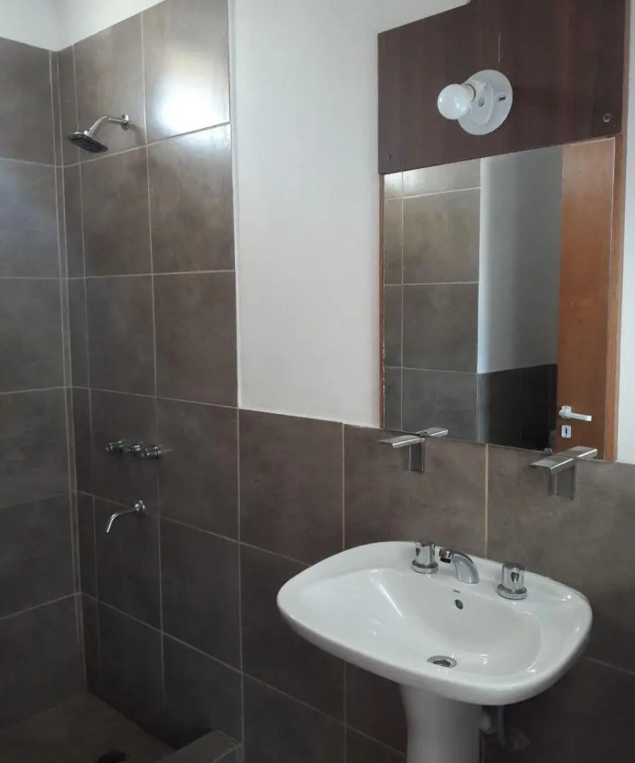 alquiler anual departamento en Villa Santa Cruz del Lago frente a Pekos 4