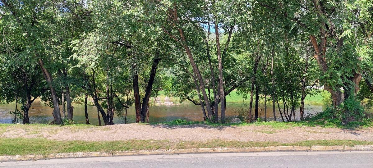 Foto de Unico lote frente al rio San Antonio, Ideal emprendimiento 1900m2, imagen 1