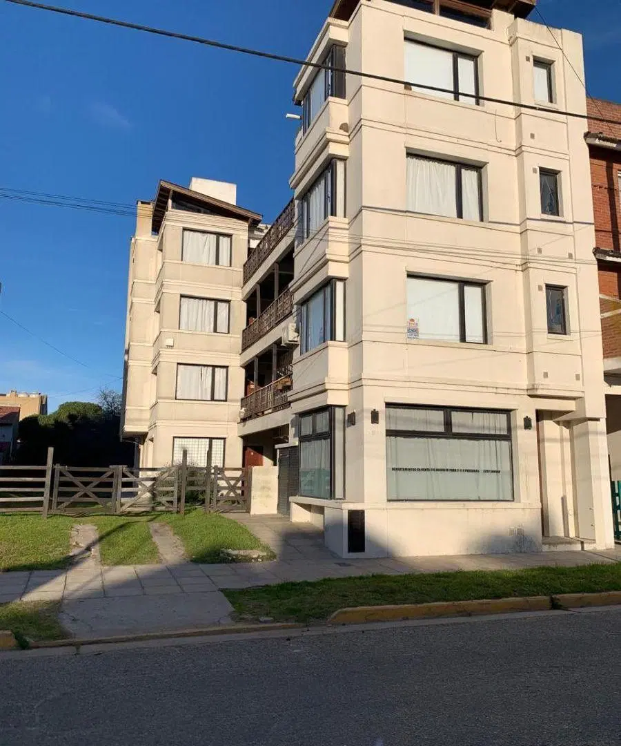 Departamento de dos ambientes en Costa Azul 1