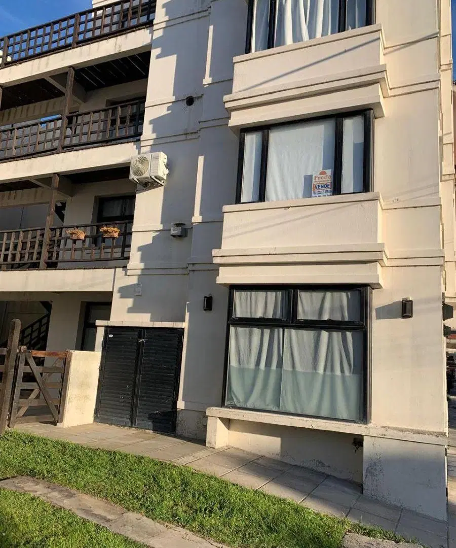 Departamento de dos ambientes en Costa Azul 3