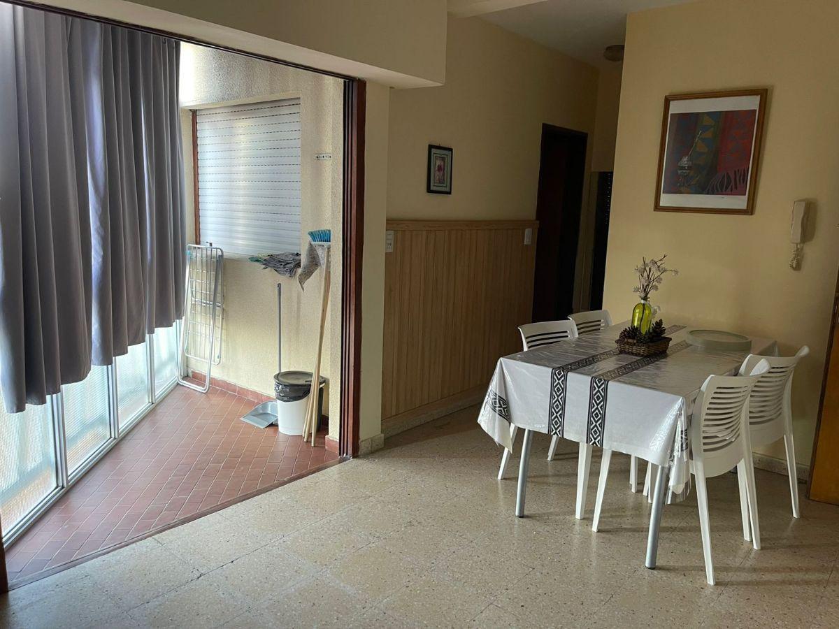 Foto de DEPARTAMENTO DE DOS AMBIENTES CON COCHERA CUBIERTA, imagen 1