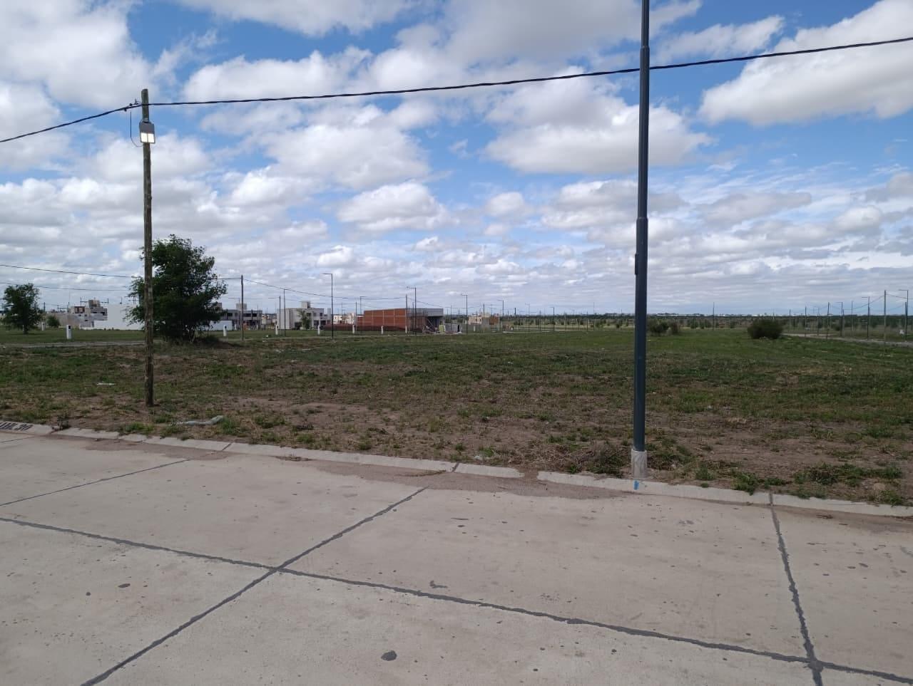 Foto de Lote Cuadrado Excelente por disposicion y orientacion en Docta Parque 2, imagen 1