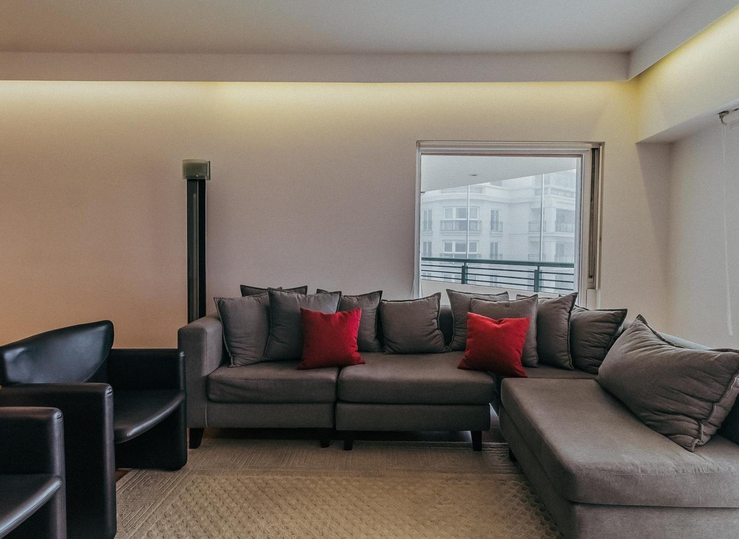 Foto de IMPECABLE APARTAMENTO Av. Del Libertador 7000 con tres dormitorios en, imagen 4