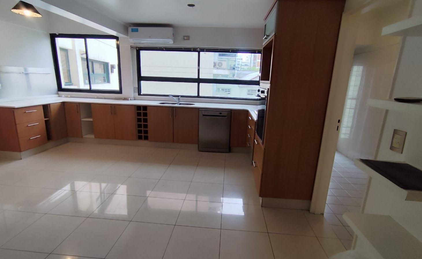 Foto de SIN AMOBLAR VISTA AL RIO AV DEL LIBERTADOR 7000 3 SUITES CON, imagen 4