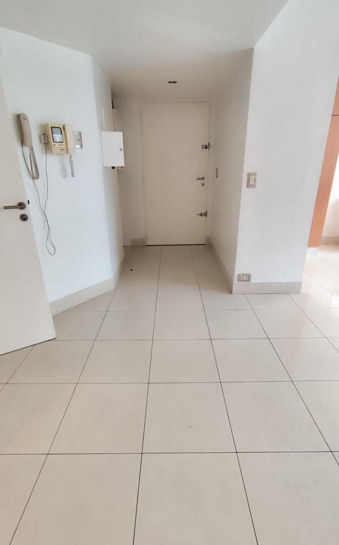 Foto de SIN AMOBLAR VISTA AL RIO AV DEL LIBERTADOR 7000 3 SUITES CON, imagen 3