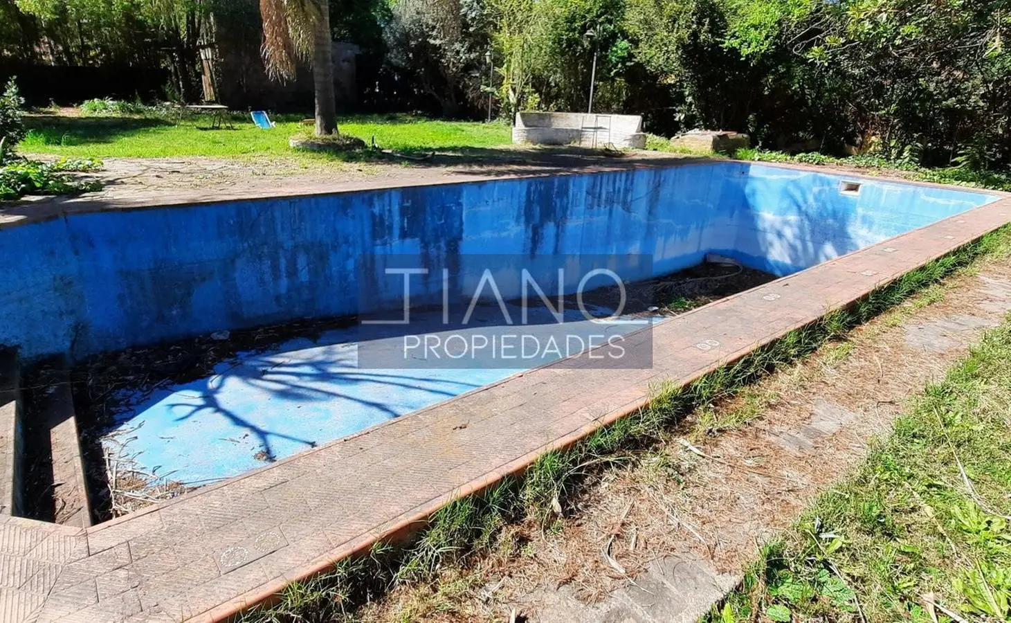 7 LOTES 1.800m2 +2 CASAS A RECICLAR 1
