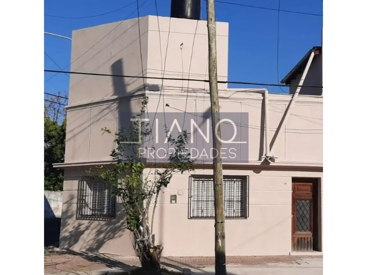 ALQUILER - PH 2AMBIENTES PLANTA ALTA CON PATIO 2