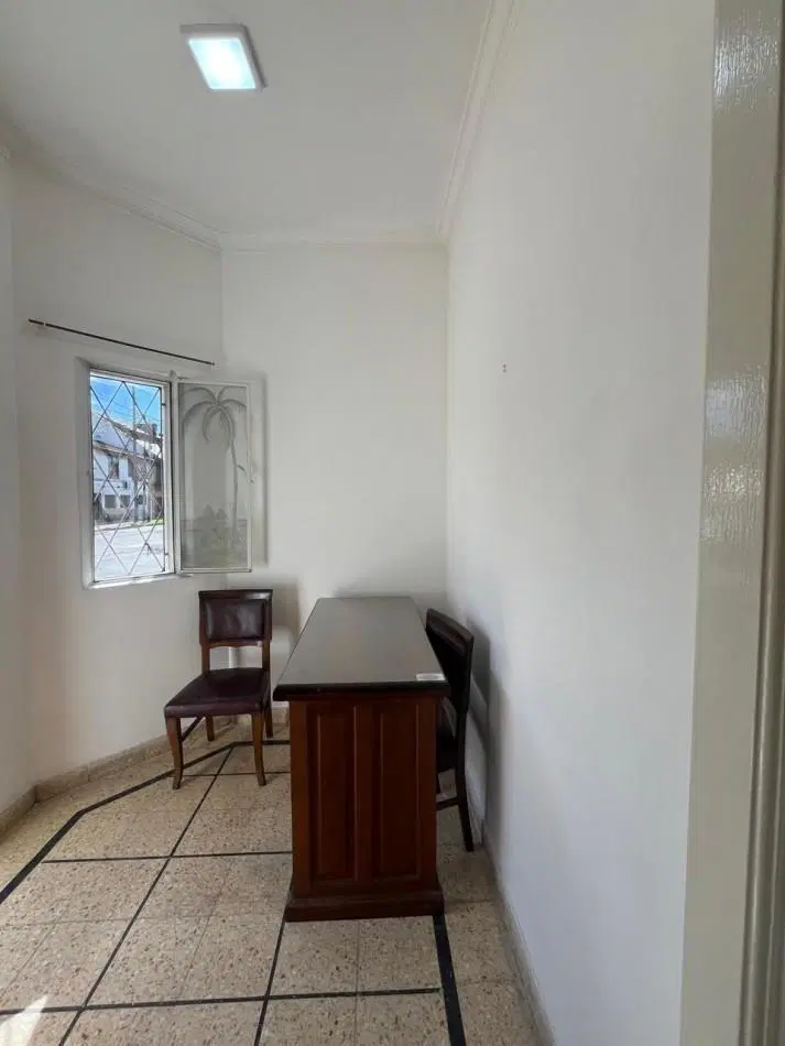 3 AMBIENTES AMPLIOS CON RECEPCION - APTO PROFESIONAL/COMERCIAL 5