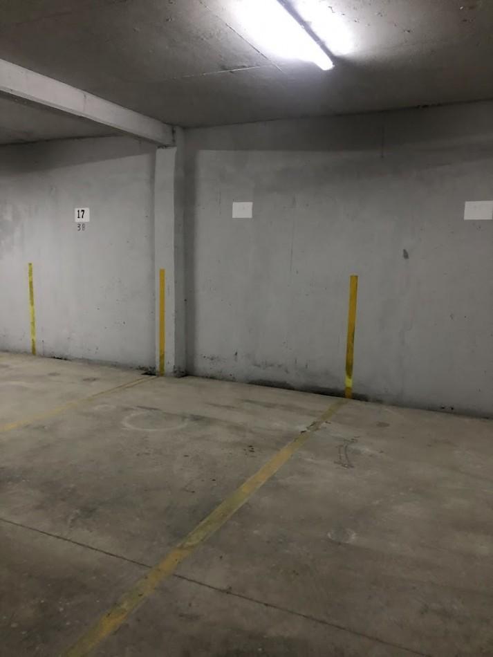 Foto de COCHERA CUBIERTA en Lanusita, imagen 1