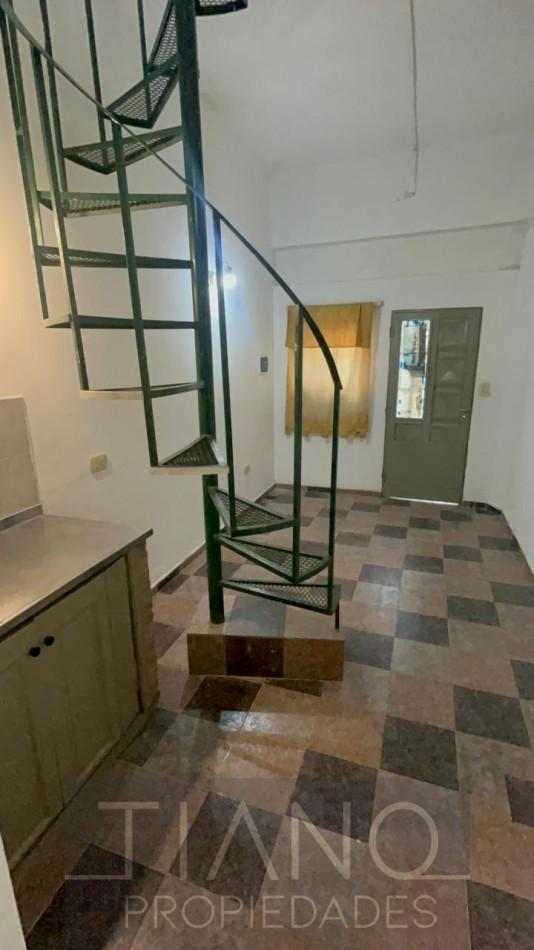 Foto de 2 AMBIENTES AL FRENTE - SIN EXPENSAS! APTO PROFESIONAL Y COMERCIAL, imagen 2