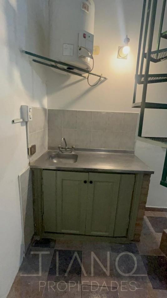 Foto de 2 AMBIENTES AL FRENTE - SIN EXPENSAS! APTO PROFESIONAL Y COMERCIAL, imagen 3