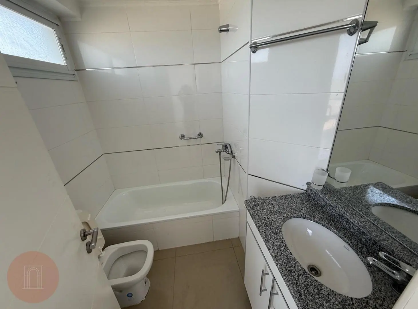 EN VENTA- Departamento de 2 ambientes con vista al mar 5