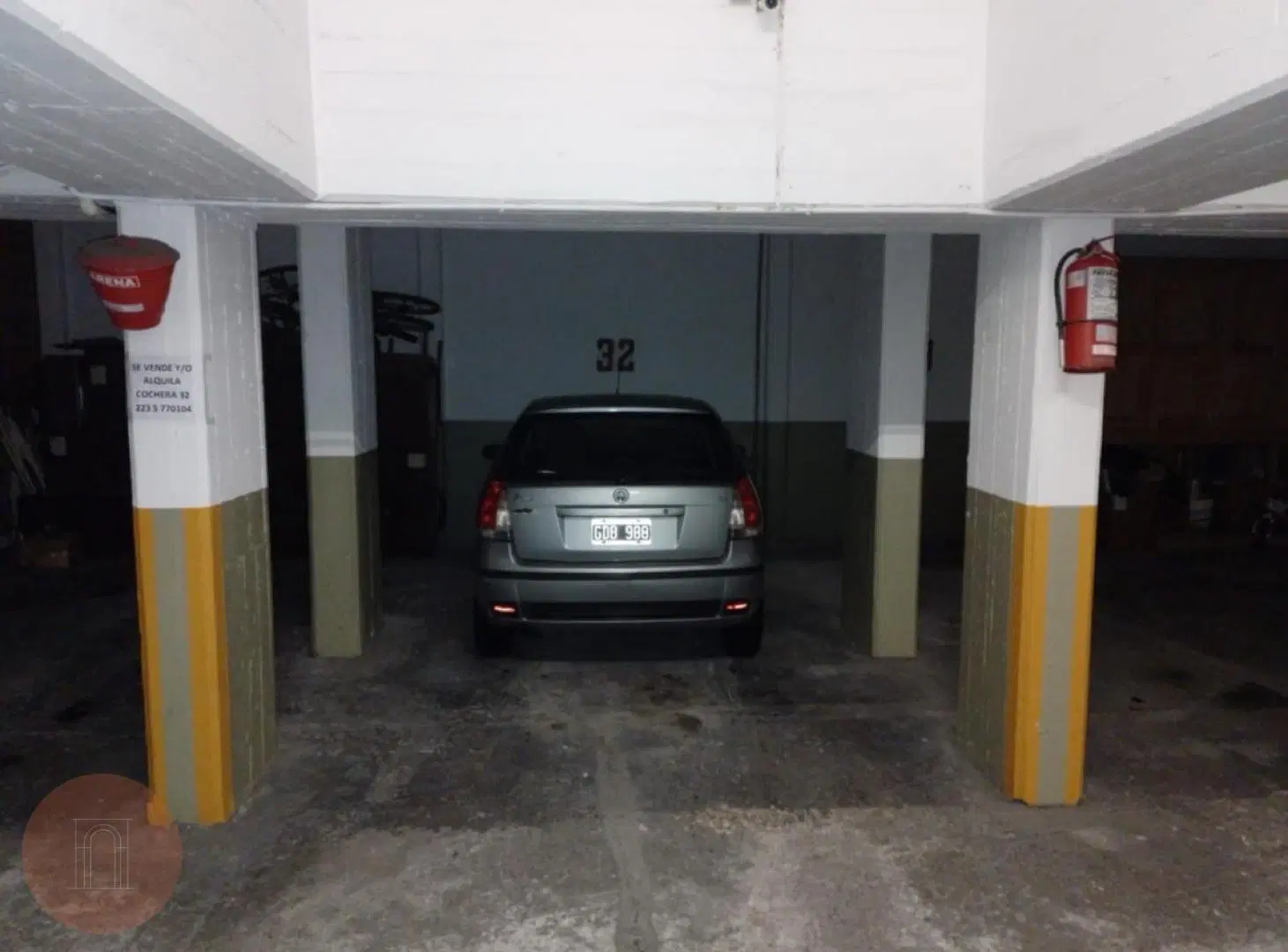 VENTA- Cochera Zona Centro 4