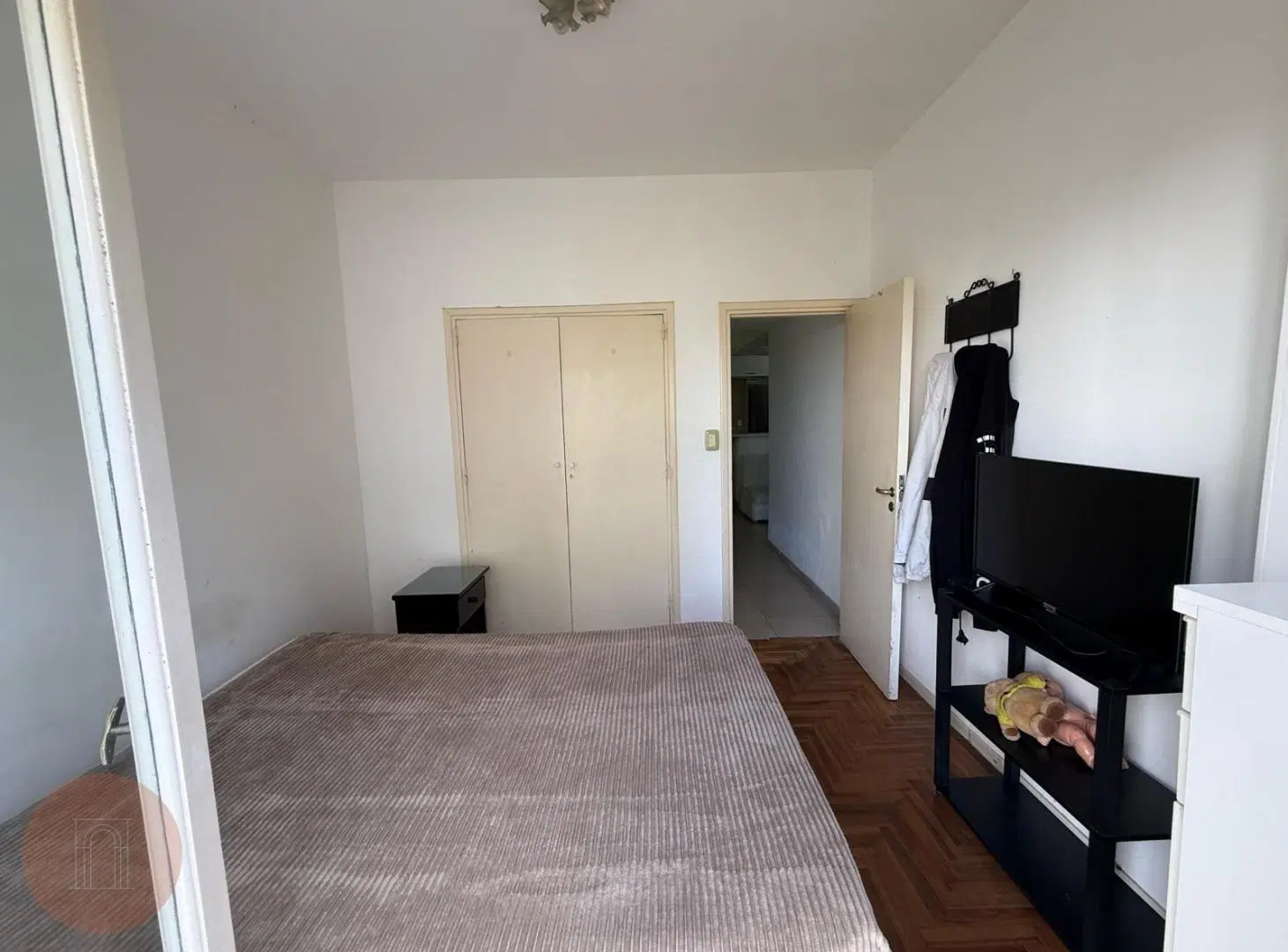VENTA- Departamento 2 ambientes al frente con balcón zona guemes 3