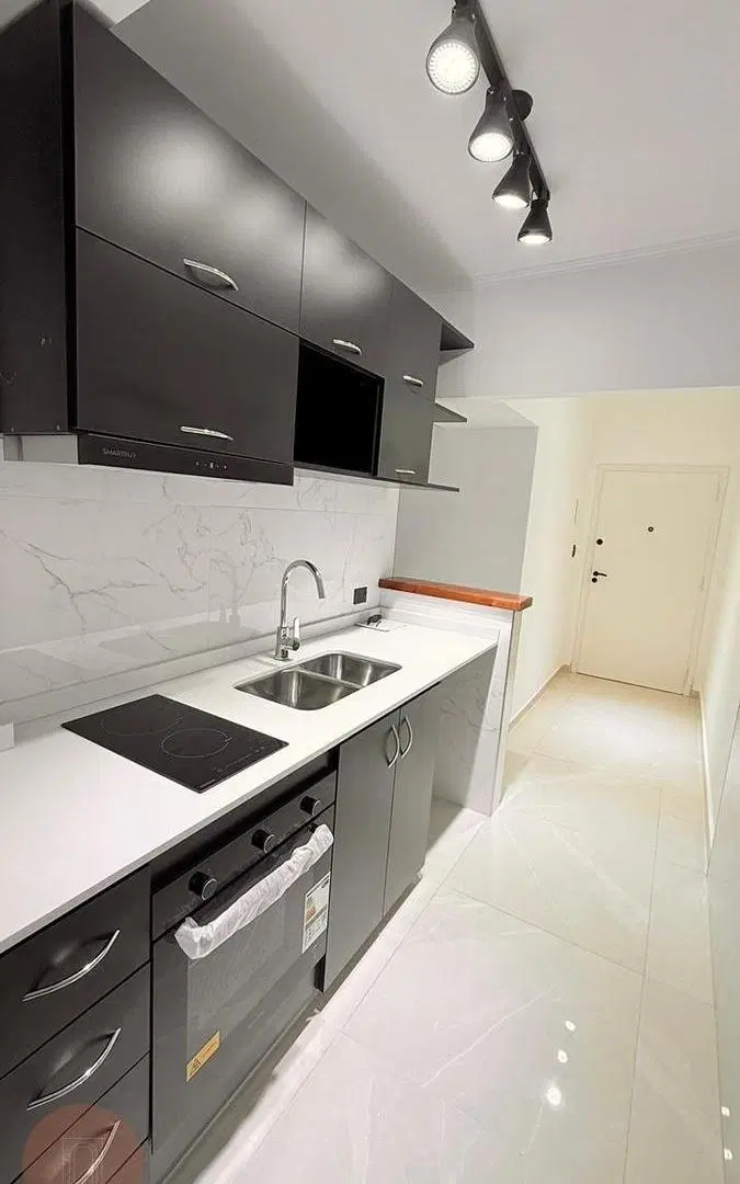 VENTA- Departamento de 2 ambientes al contrafrente Zona Plaza Colón 5