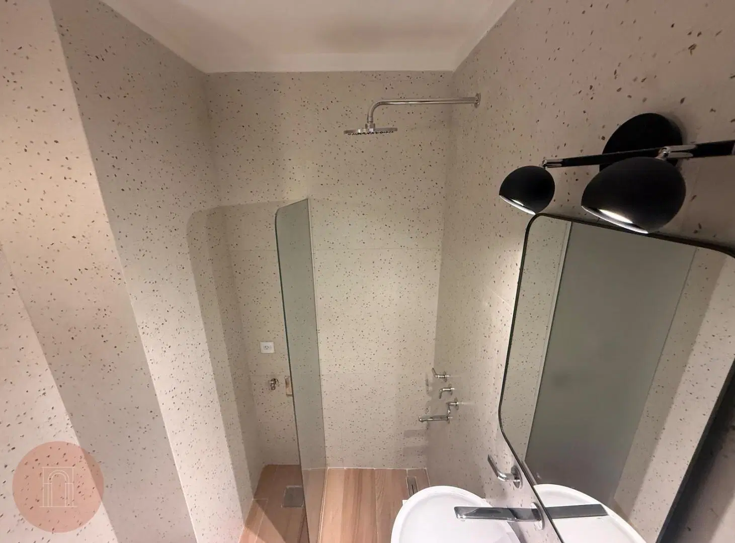 EN VENTA- Departamento de 1 ambiente reciclado Zona Plaza Mitre 5