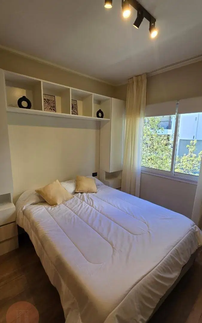 VENTA- Departamento de un ambiente reciclado a nuevo Zona Centro 2