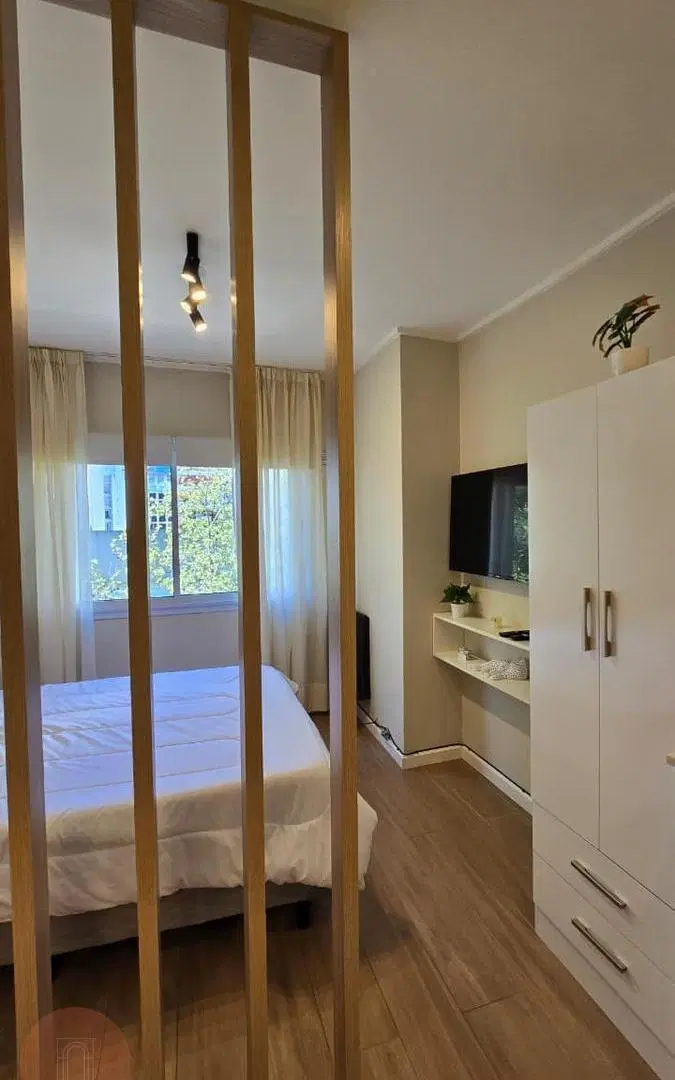 VENTA- Departamento de un ambiente reciclado a nuevo Zona Centro 3