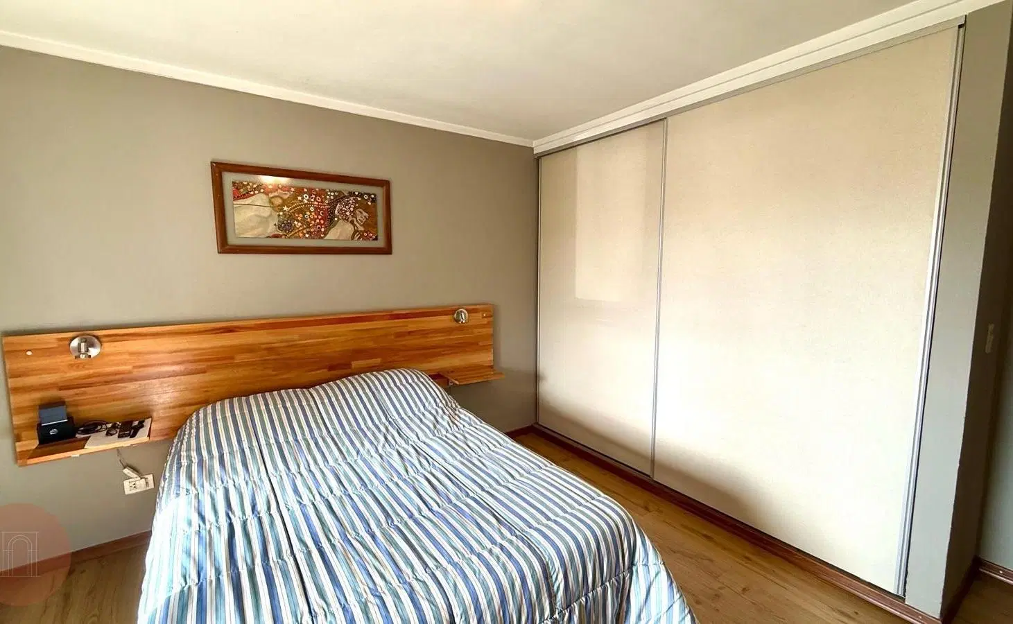EN VENTA- Casa de 5 ambientes zona Villa Primera 5