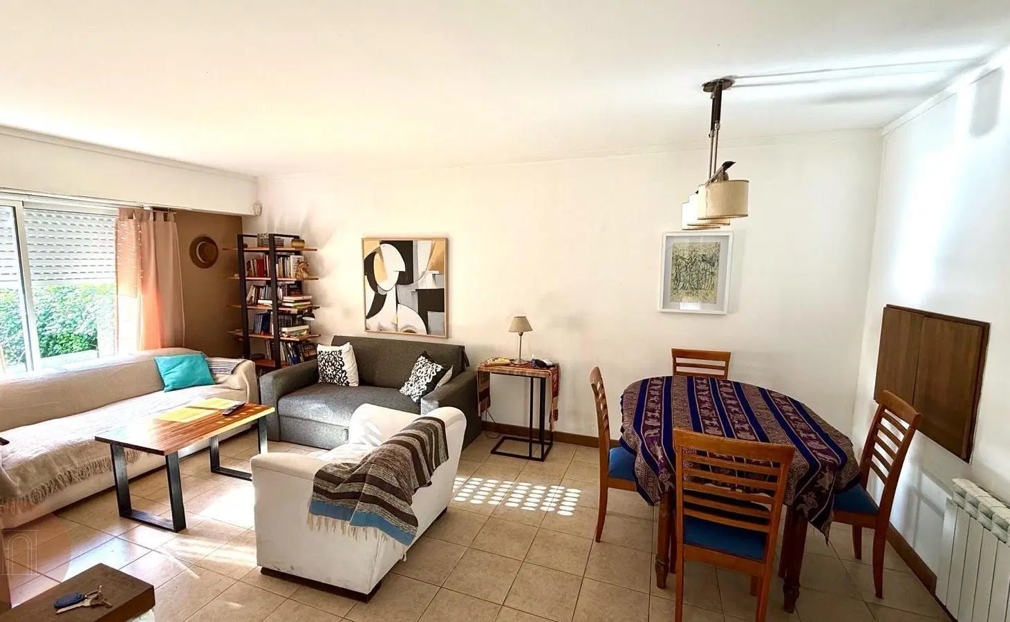 EN VENTA- Casa de 5 ambientes zona Villa Primera 3