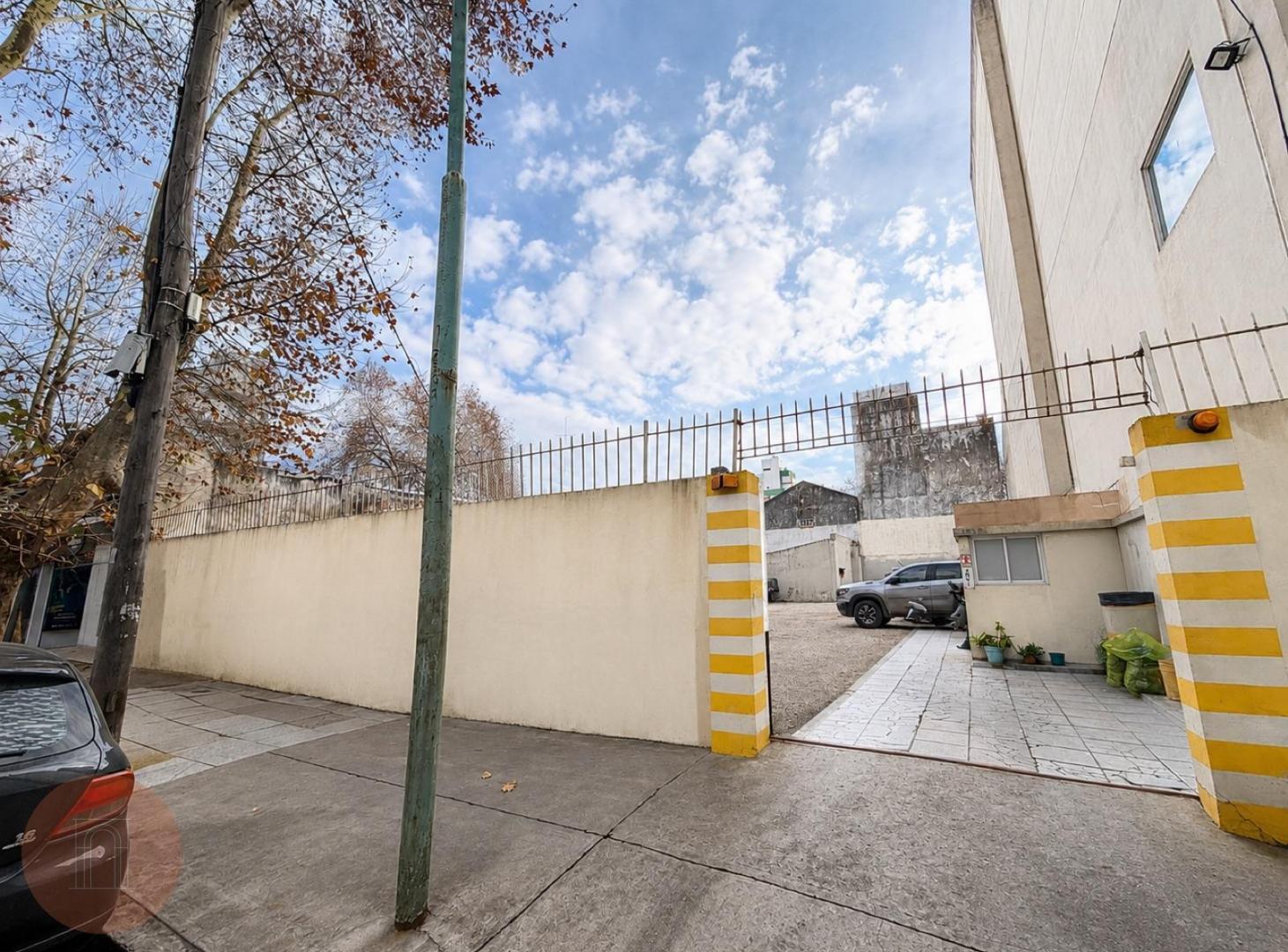 EN VENTA- 2 LOTES IDEAL PARA DESARROLLO ZONA CHAUVÍN