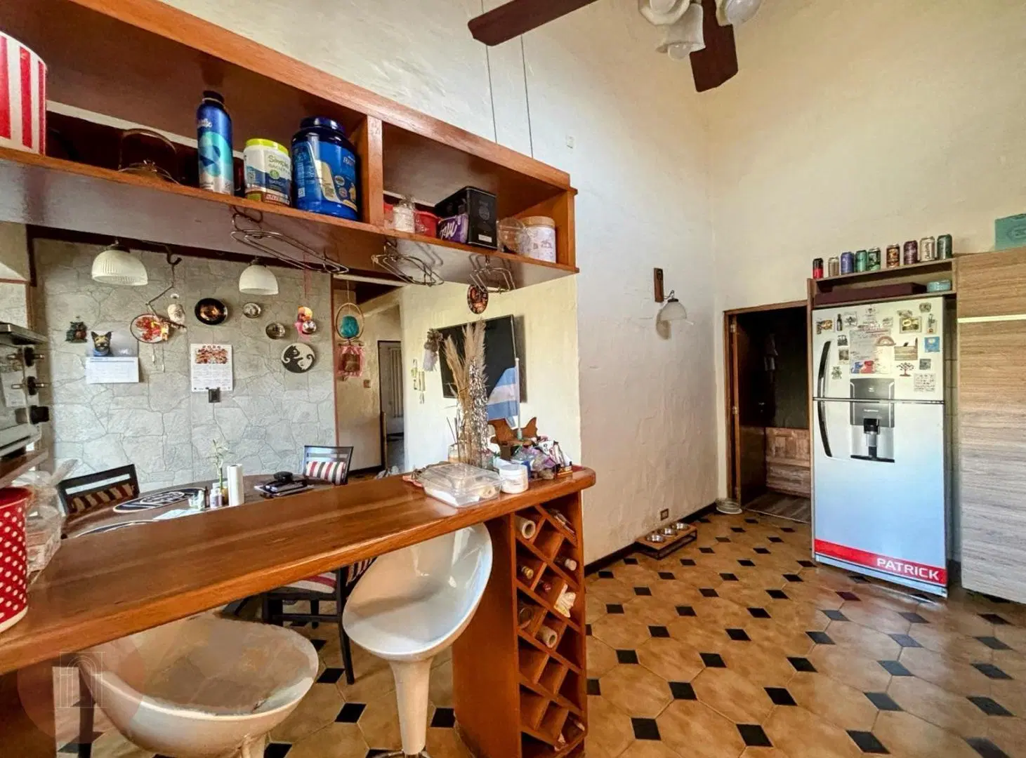 EN VENTA- Chalet de 5 ambientes Zona Caisamar 8