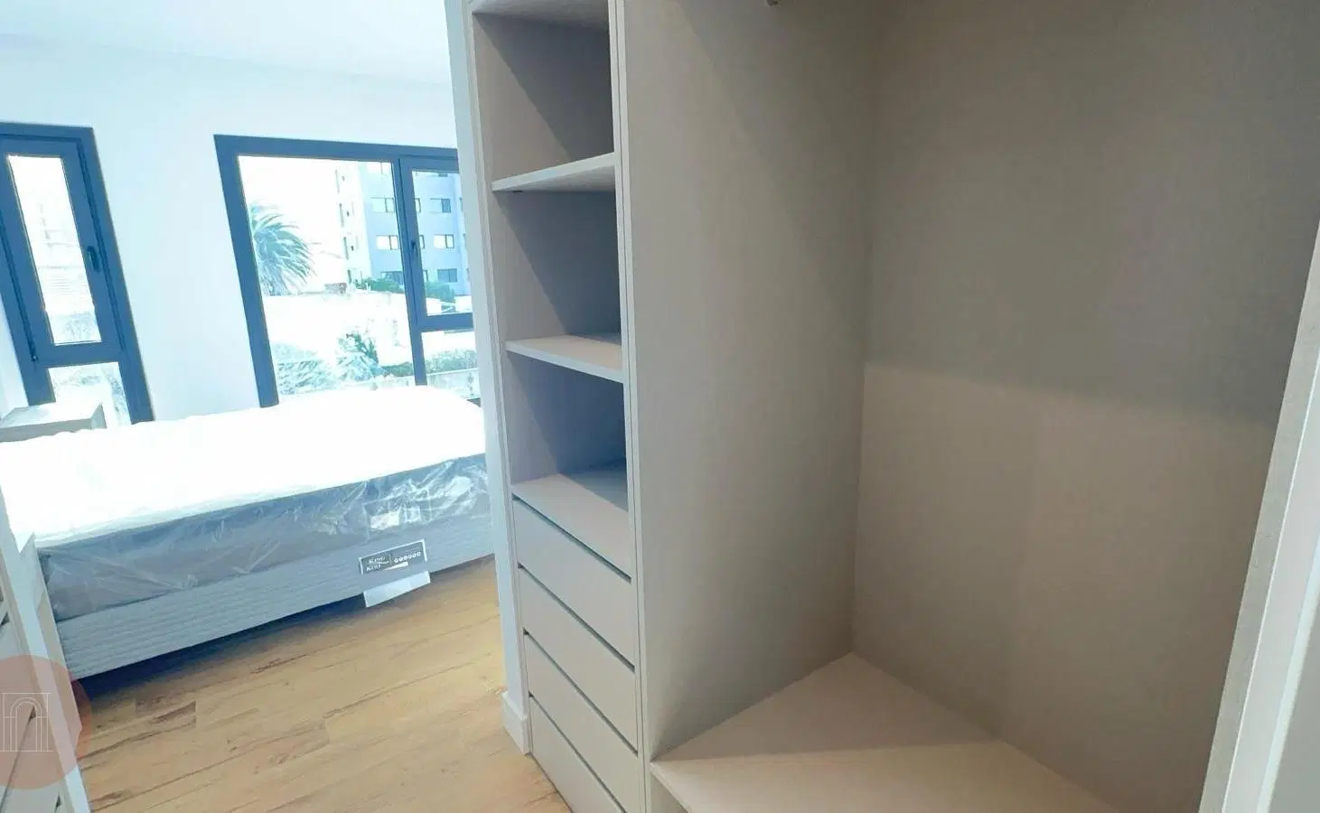EN VENTA- Departamento de 3 ambientes con vista al mar, cochera, quincho y terraza 4