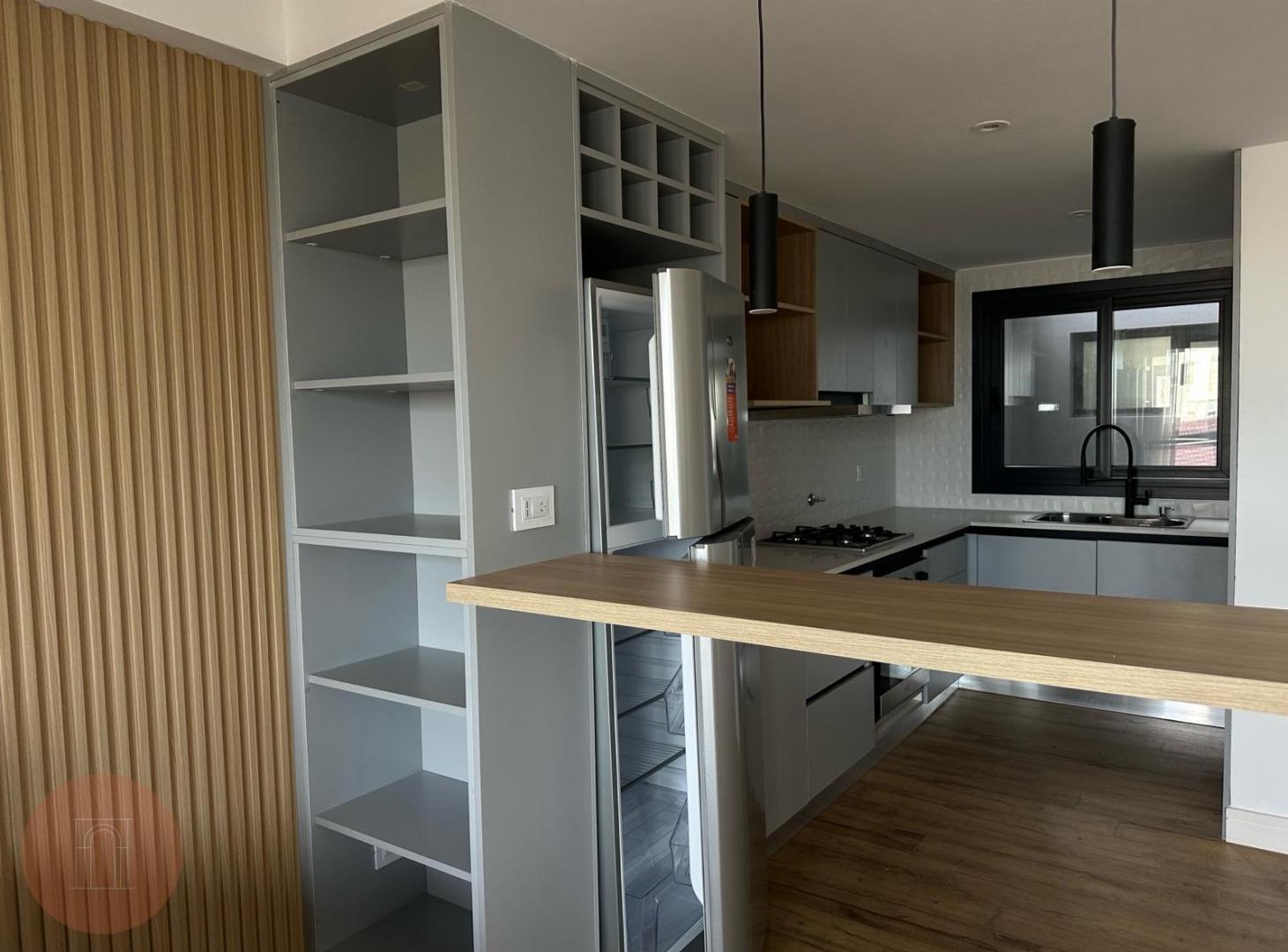 Foto de EN VENTA- Departamento de 3 ambientes con vista al mar, cochera, imagen 4