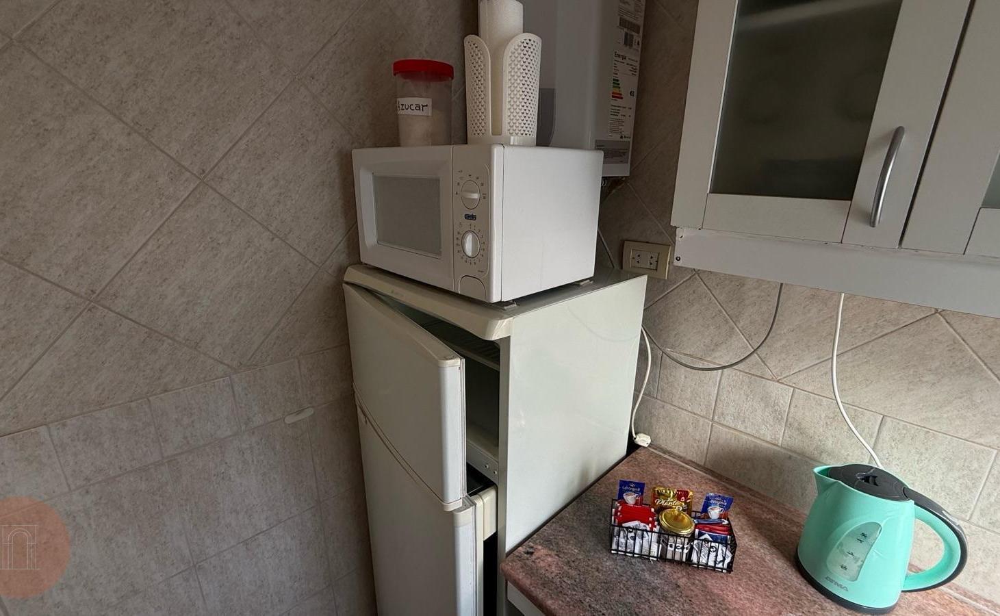Foto de VENTA - Departamento 1 ambiente al frente Zona Güemes, imagen 2