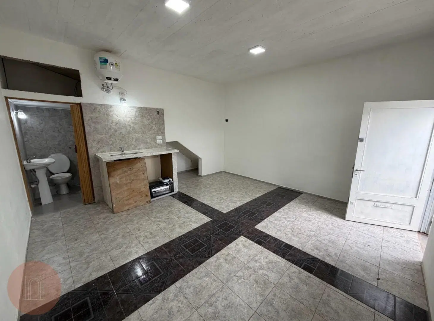 EN VENTA- PH de un ambiente al frente planta baja Zona Don Bosco 2