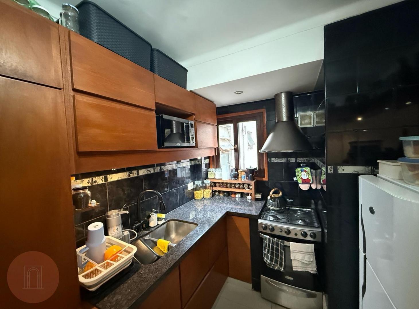 Foto de VENTA- Departamento 2 ambientes reciclado en Chauvín, imagen 5