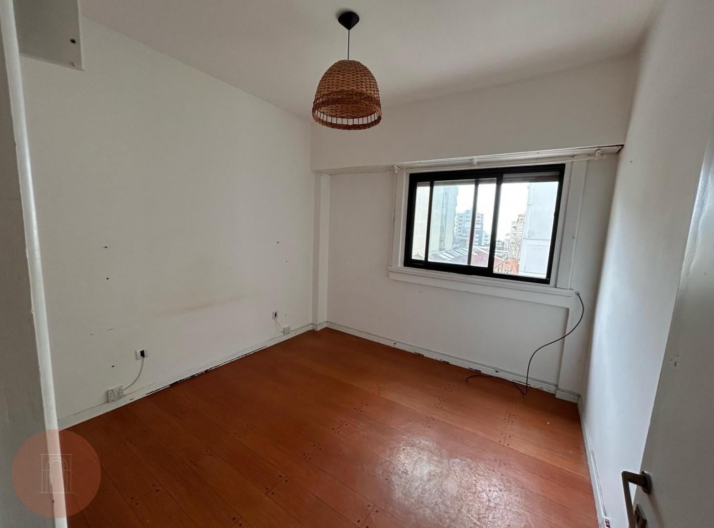 Foto de EN VENTA- Departamento de 2 ambientes al frente Zona La Perla, imagen 5