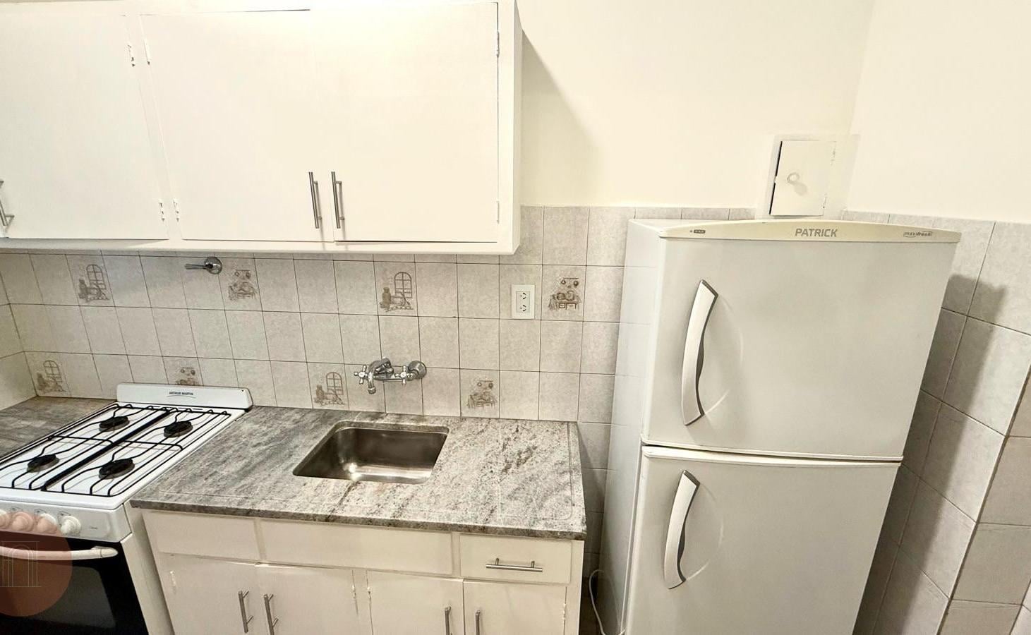 Foto de VENTA - Departamento 2 ambientes en Zona Plaza Colón, imagen 5