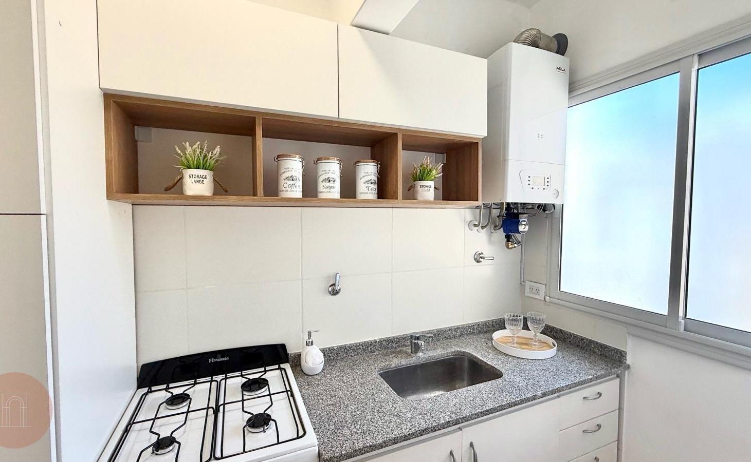 Foto de VENTA - Departamento de 3 amb con dependencia zona Plaza Colón, imagen 5