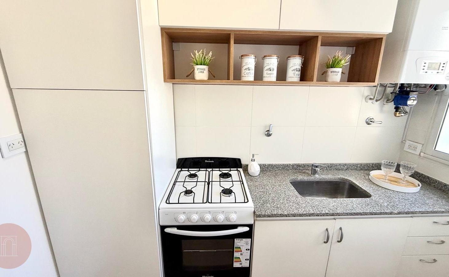 Foto de VENTA - Departamento de 3 amb con dependencia zona Plaza Colón, imagen 4
